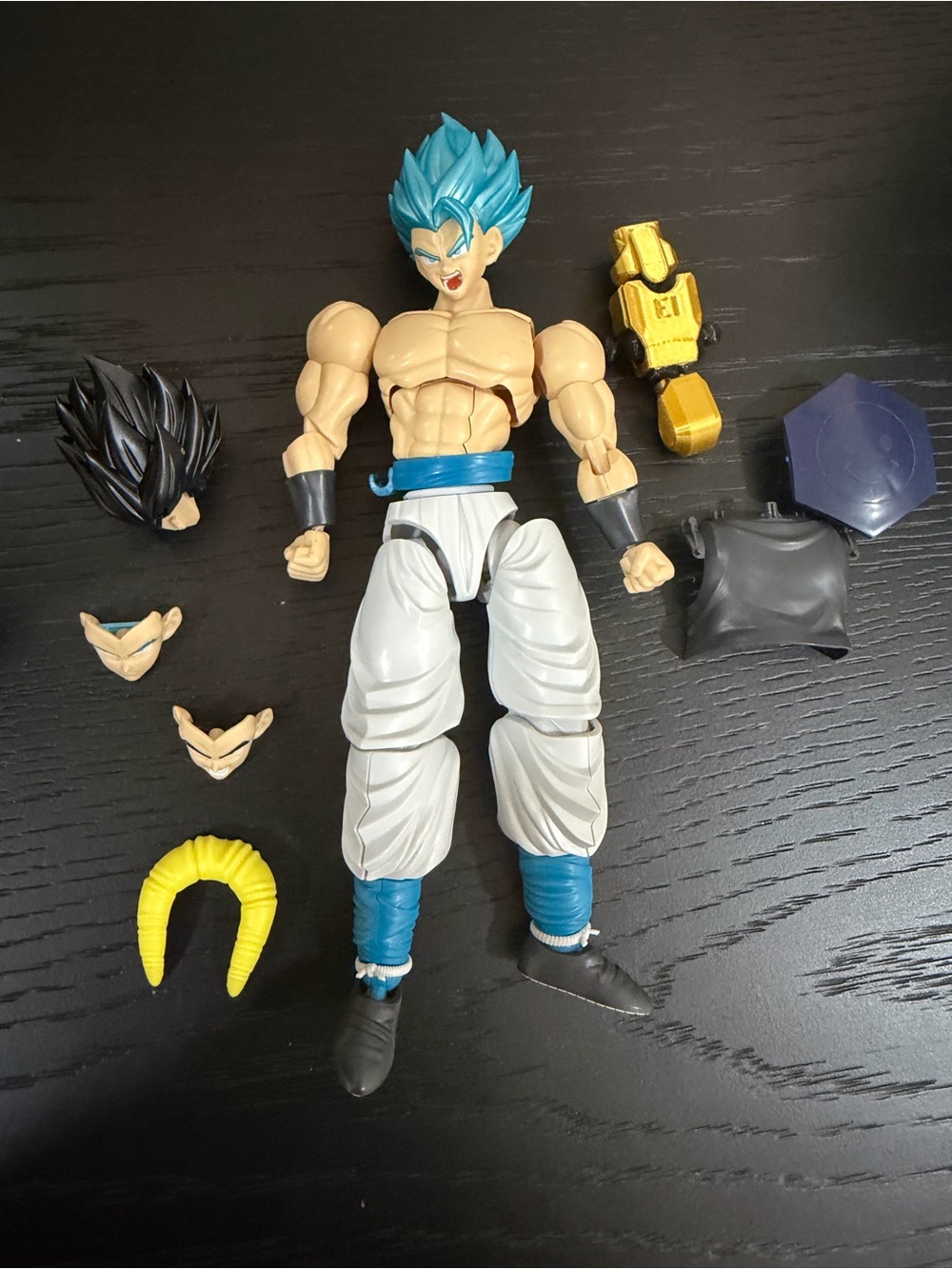 Blue-Haired Martial Hero Action Figure with Interchangeable Parts